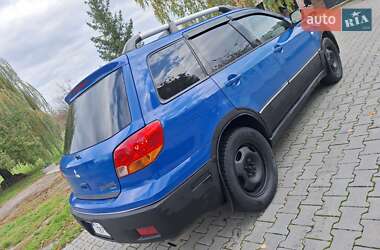 Внедорожник / Кроссовер Mitsubishi Outlander 2003 в 