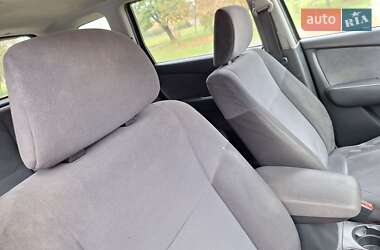 Внедорожник / Кроссовер Mitsubishi Outlander 2003 в 