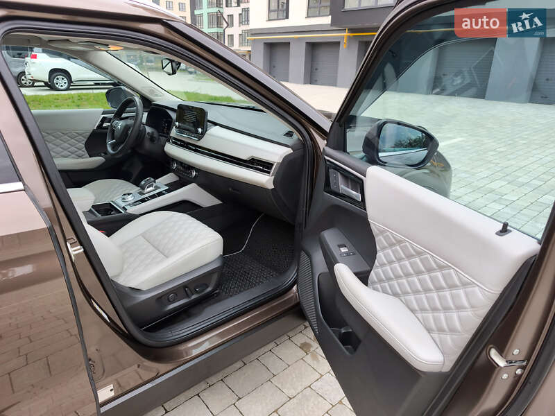 Внедорожник / Кроссовер Mitsubishi Outlander 2022 в Ивано-Франковске