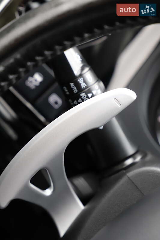Внедорожник / Кроссовер Mitsubishi Outlander 2016 в Дрогобыче