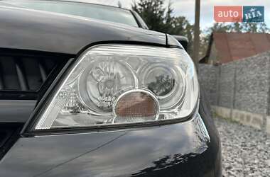 Позашляховик / Кросовер Mitsubishi Outlander 2008 в 