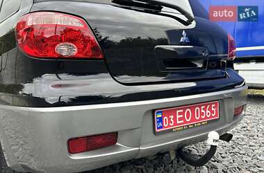 Позашляховик / Кросовер Mitsubishi Outlander 2008 в 