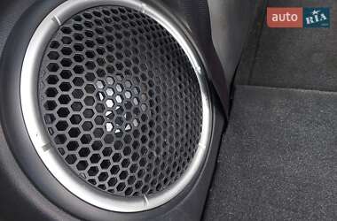 Позашляховик / Кросовер Mitsubishi Outlander 2013 в  фото 17 Позашляховик / Кросовер Mitsubishi Outlander 2013 в
