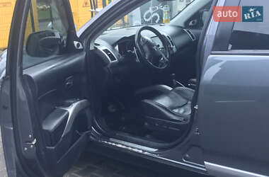 Внедорожник / Кроссовер Mitsubishi Outlander 2007 в 