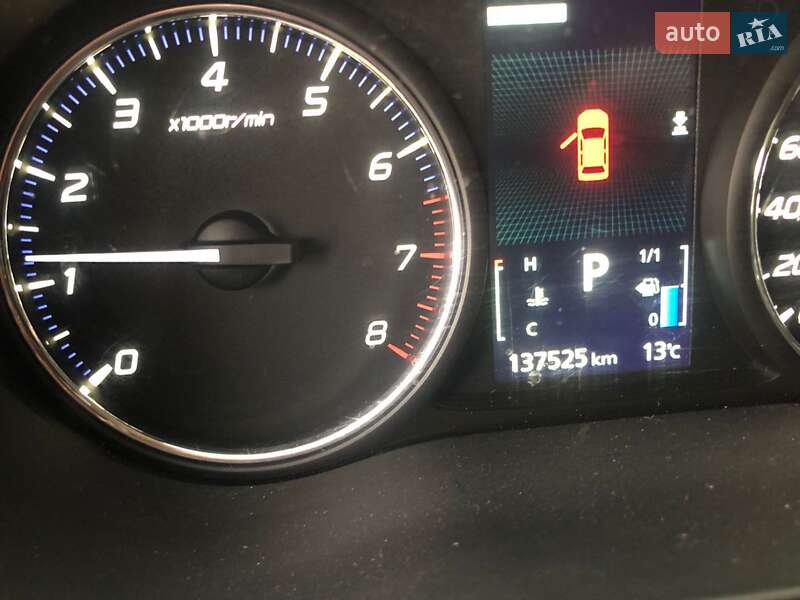 Внедорожник / Кроссовер Mitsubishi Outlander 2013 в Переяславе