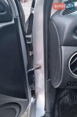 Внедорожник / Кроссовер Mitsubishi Outlander 2007 в 