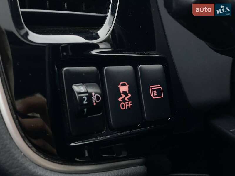 Внедорожник / Кроссовер Mitsubishi Outlander 2015 в Киеве