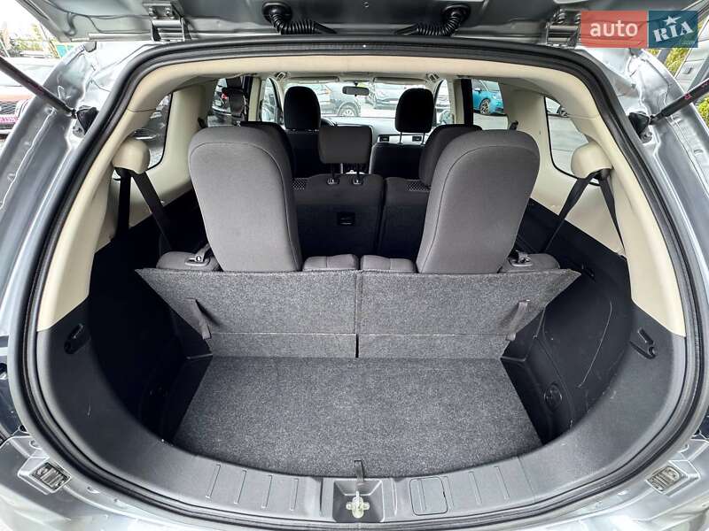 Внедорожник / Кроссовер Mitsubishi Outlander 2018 в Ровно фото 31 Внедорожник / Кроссовер Mitsubishi Outlander 2018 в Ровно