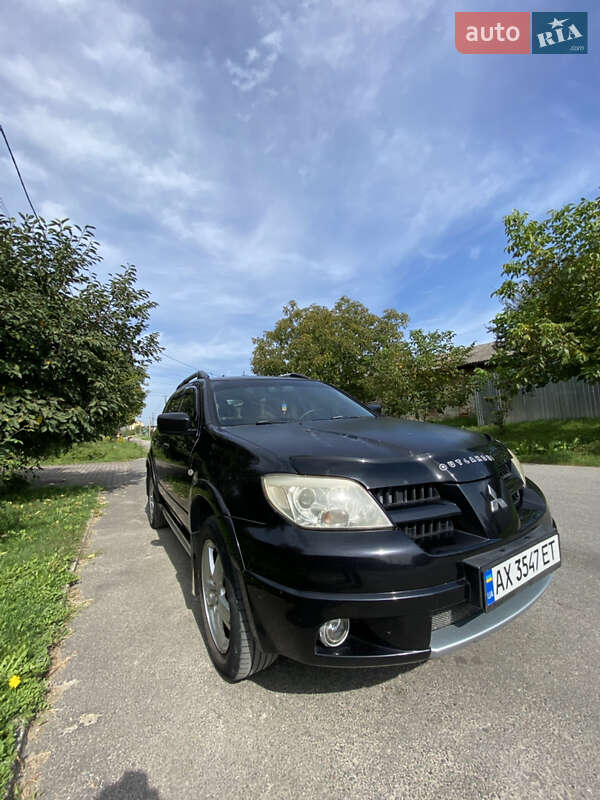 Внедорожник / Кроссовер Mitsubishi Outlander 2007 в Львове