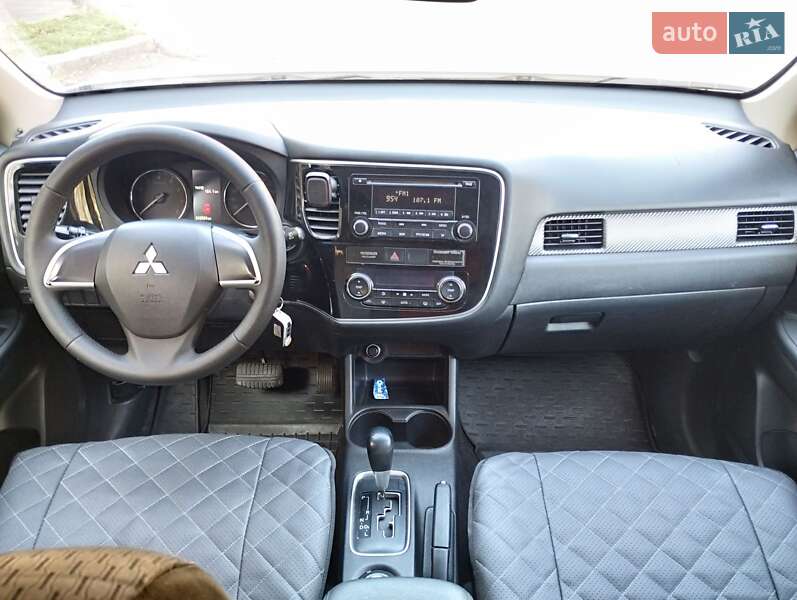 Внедорожник / Кроссовер Mitsubishi Outlander 2012 в Николаеве фото 46 Внедорожник / Кроссовер Mitsubishi Outlander 2012 в Николаеве