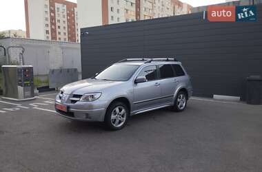 Позашляховик / Кросовер Mitsubishi Outlander 2006 в Харкові