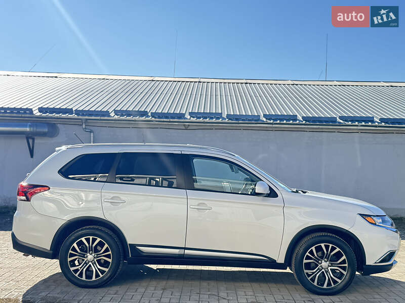 Внедорожник / Кроссовер Mitsubishi Outlander 2016 в Ковеле фото 13 Внедорожник / Кроссовер Mitsubishi Outlander 2016 в Ковеле