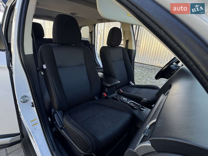 Внедорожник / Кроссовер Mitsubishi Outlander 2016 в Ковеле фото 50 Внедорожник / Кроссовер Mitsubishi Outlander 2016 в Ковеле