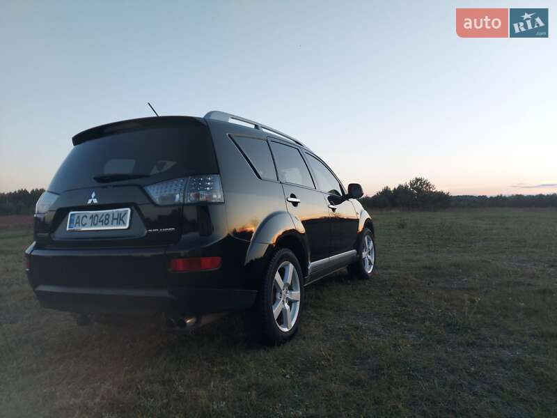 Позашляховик / Кросовер Mitsubishi Outlander 2007 в Ратному