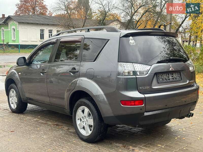 Позашляховик / Кросовер Mitsubishi Outlander 2008 в Охтирці