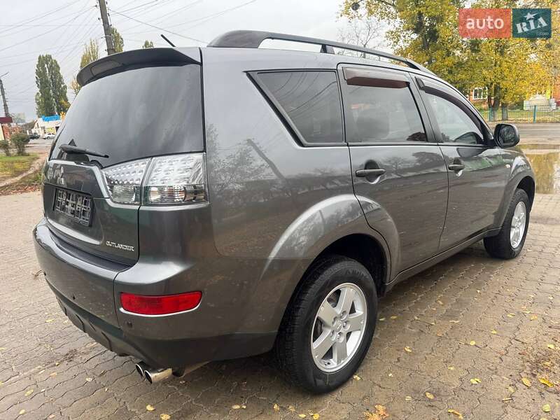 Позашляховик / Кросовер Mitsubishi Outlander 2008 в Охтирці