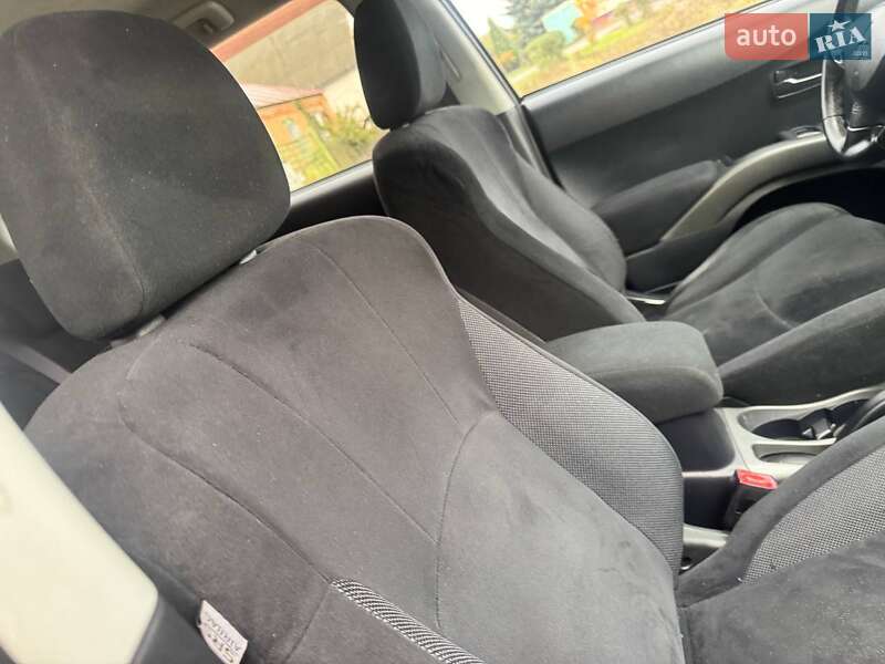 Позашляховик / Кросовер Mitsubishi Outlander 2008 в Охтирці