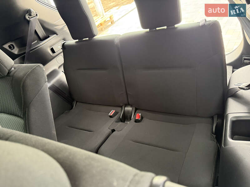 Внедорожник / Кроссовер Mitsubishi Outlander 2021 в Броварах фото 36 Внедорожник / Кроссовер Mitsubishi Outlander 2021 в Броварах