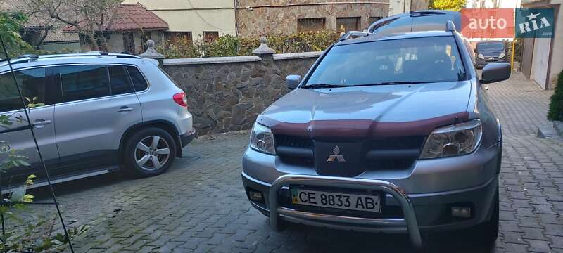 Внедорожник / Кроссовер Mitsubishi Outlander 2006 в Черновцах фото 4 Внедорожник / Кроссовер Mitsubishi Outlander 2006 в Черновцах