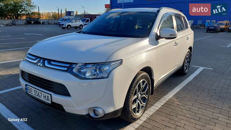 Позашляховик / Кросовер Mitsubishi Outlander 2013 в Миколаєві фото 20 Позашляховик / Кросовер Mitsubishi Outlander 2013 в Миколаєві