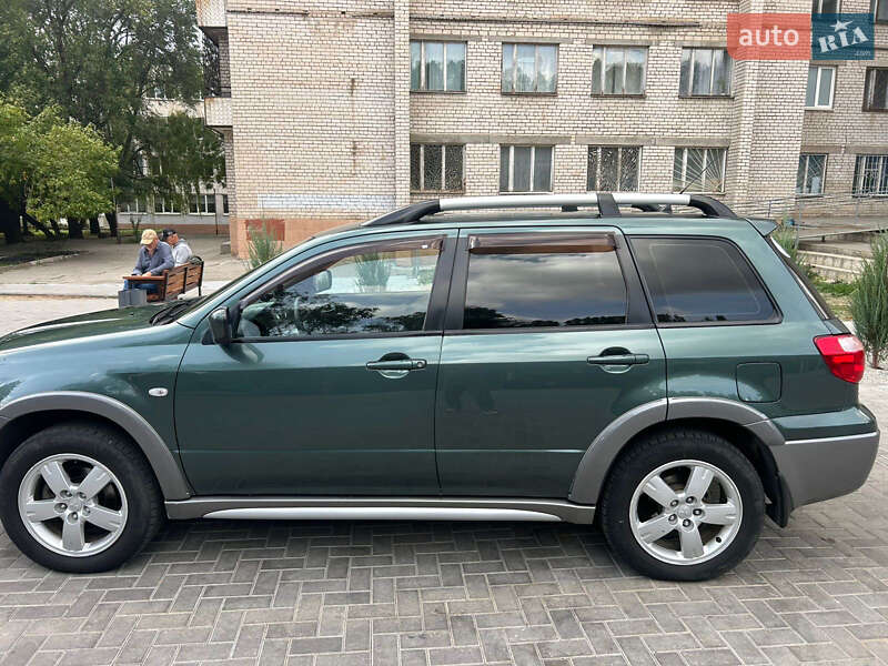 Внедорожник / Кроссовер Mitsubishi Outlander 2006 в Киеве фото 26 Внедорожник / Кроссовер Mitsubishi Outlander 2006 в Киеве