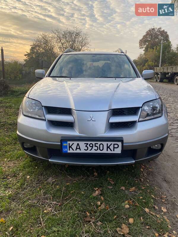 Внедорожник / Кроссовер Mitsubishi Outlander 2006 в Киеве фото 6 Внедорожник / Кроссовер Mitsubishi Outlander 2006 в Киеве
