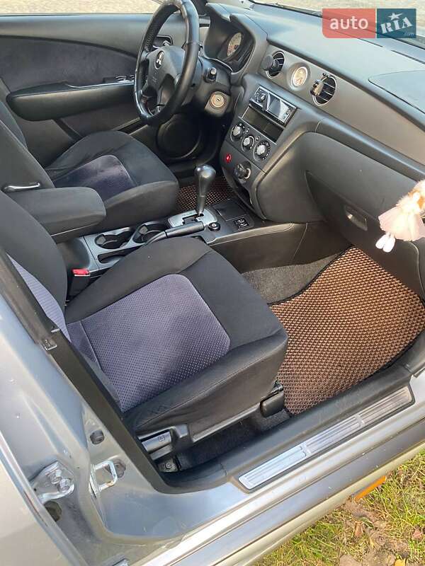 Внедорожник / Кроссовер Mitsubishi Outlander 2006 в Киеве фото 9 Внедорожник / Кроссовер Mitsubishi Outlander 2006 в Киеве