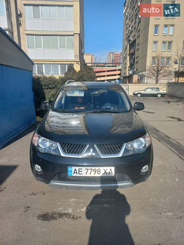Позашляховик / Кросовер Mitsubishi Outlander 2008 в Дніпрі фото Позашляховик / Кросовер Mitsubishi Outlander 2008 в Дніпрі