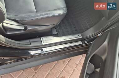 Внедорожник / Кроссовер Mitsubishi Outlander 2022 в 