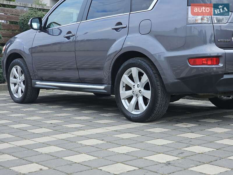 Позашляховик / Кросовер Mitsubishi Outlander 2011 в Стрию фото 53 Позашляховик / Кросовер Mitsubishi Outlander 2011 в Стрию