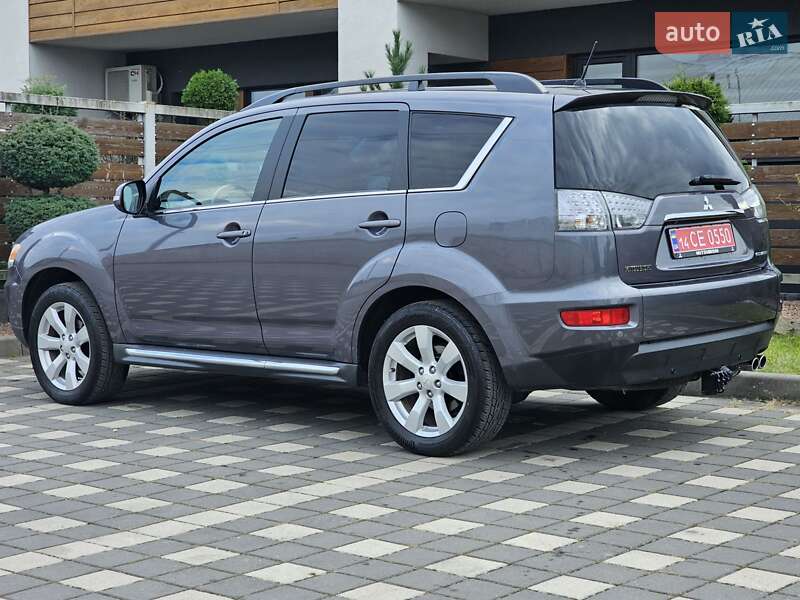 Позашляховик / Кросовер Mitsubishi Outlander 2011 в Стрию фото 56 Позашляховик / Кросовер Mitsubishi Outlander 2011 в Стрию