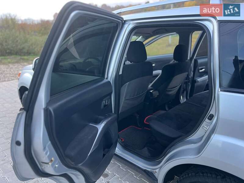 Позашляховик / Кросовер Mitsubishi Outlander 2007 в Косові фото 17 Позашляховик / Кросовер Mitsubishi Outlander 2007 в Косові