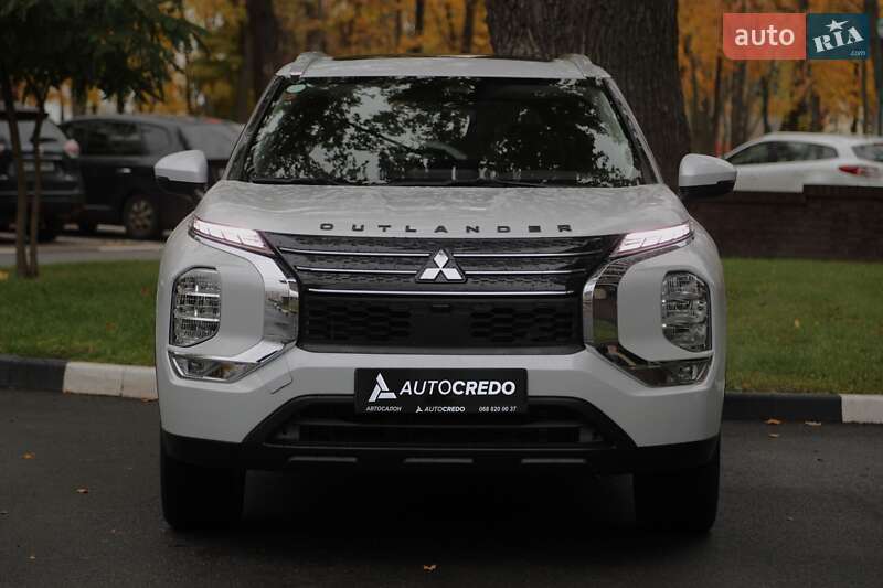Внедорожник / Кроссовер Mitsubishi Outlander 2022 в Харькове фото 2 Внедорожник / Кроссовер Mitsubishi Outlander 2022 в Харькове