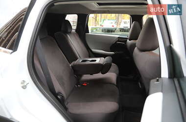 Внедорожник / Кроссовер Mitsubishi Outlander 2022 в 