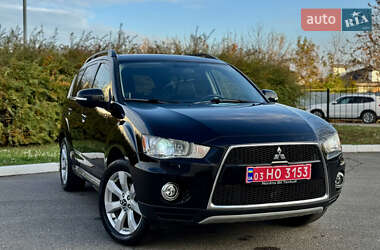 Mitsubishi Outlander 2012
