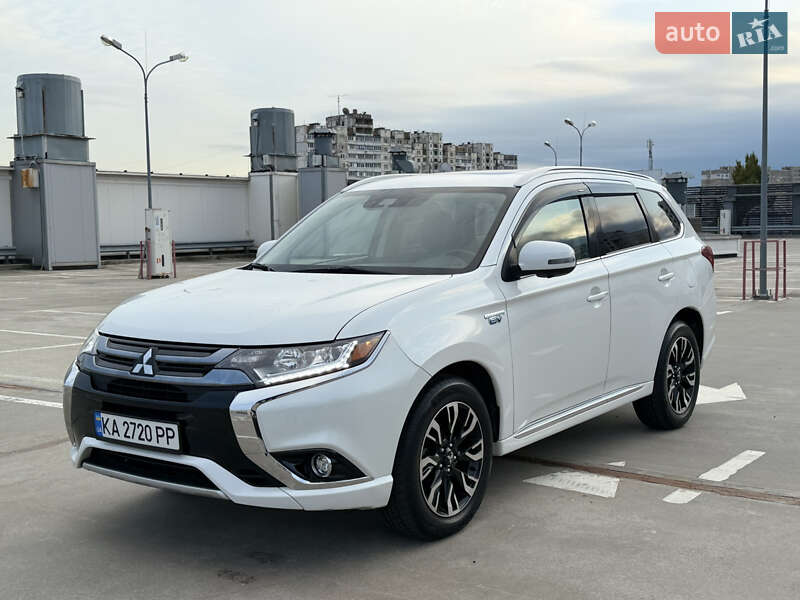 Позашляховик / Кросовер Mitsubishi Outlander 2018 в Києві фото 16 Позашляховик / Кросовер Mitsubishi Outlander 2018 в Києві