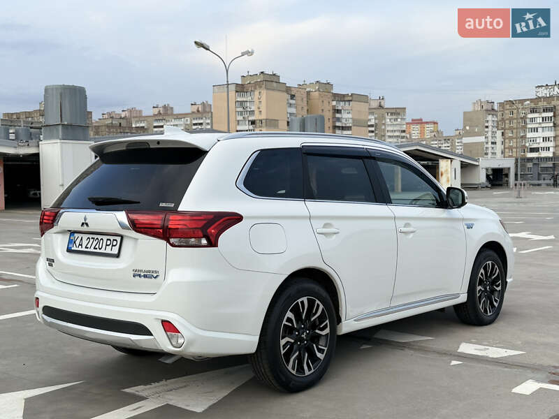 Позашляховик / Кросовер Mitsubishi Outlander 2018 в Києві фото 23 Позашляховик / Кросовер Mitsubishi Outlander 2018 в Києві
