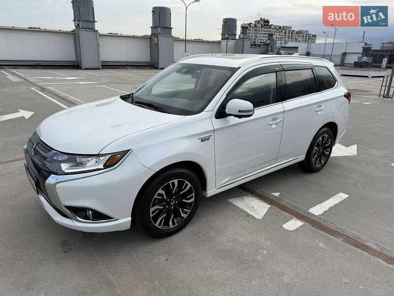 Позашляховик / Кросовер Mitsubishi Outlander 2018 в Києві фото 30 Позашляховик / Кросовер Mitsubishi Outlander 2018 в Києві
