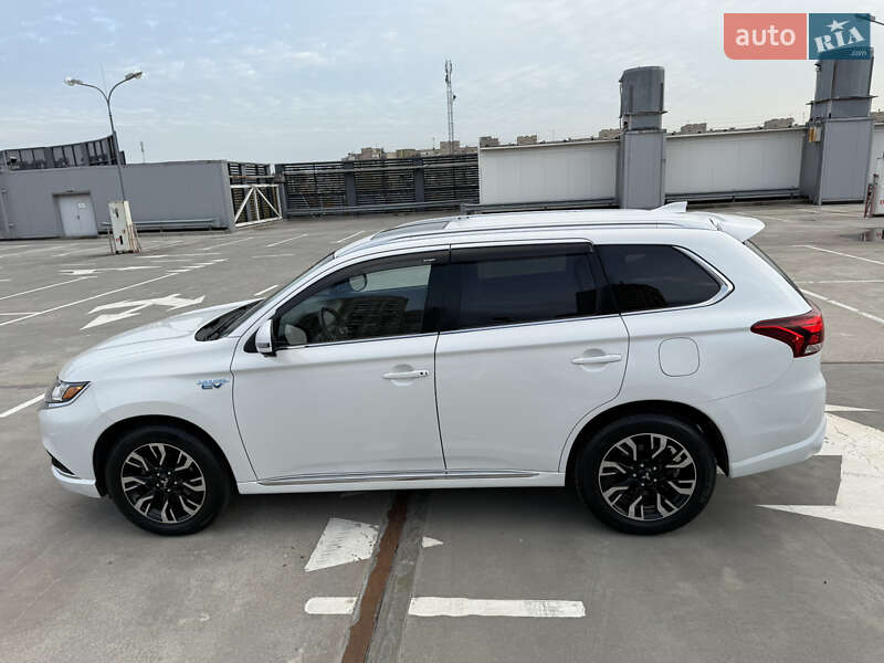 Позашляховик / Кросовер Mitsubishi Outlander 2018 в Києві фото 38 Позашляховик / Кросовер Mitsubishi Outlander 2018 в Києві