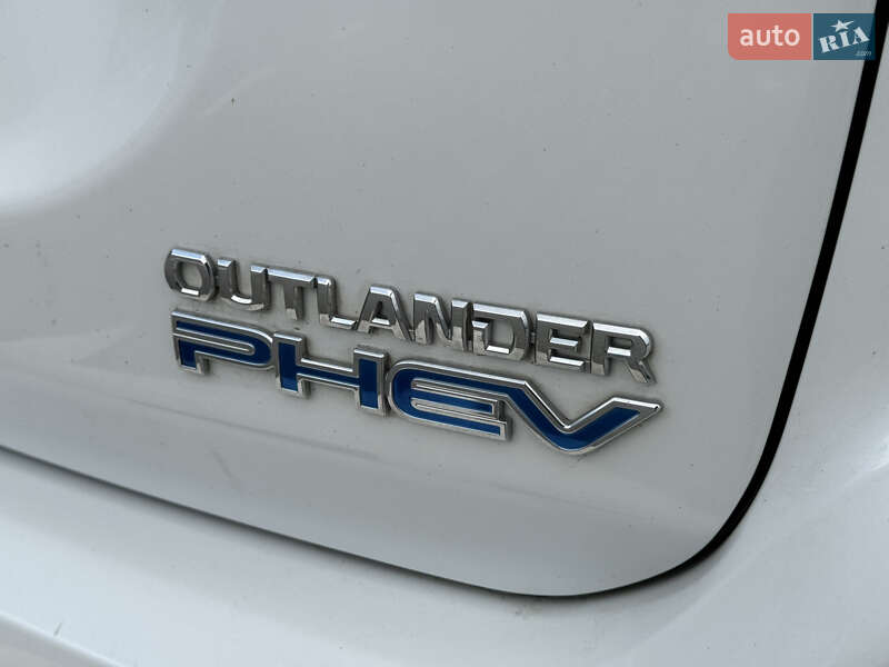 Позашляховик / Кросовер Mitsubishi Outlander 2018 в Києві фото 45 Позашляховик / Кросовер Mitsubishi Outlander 2018 в Києві