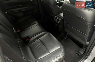 Позашляховик / Кросовер Mitsubishi Outlander 2019 в  фото 2 Позашляховик / Кросовер Mitsubishi Outlander 2019 в