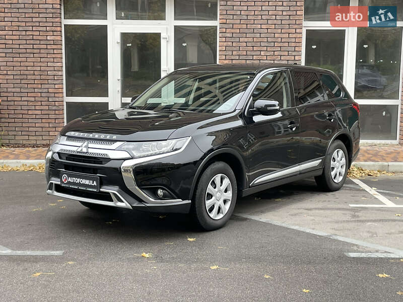 Внедорожник / Кроссовер Mitsubishi Outlander 2021 в Киеве фото 5 Внедорожник / Кроссовер Mitsubishi Outlander 2021 в Киеве