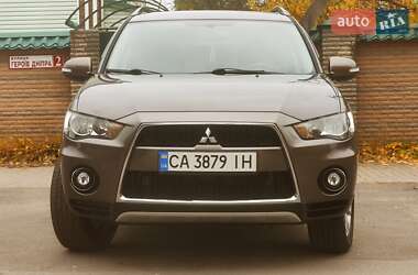 Mitsubishi Outlander 2010