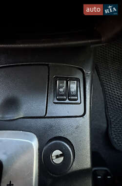 Внедорожник / Кроссовер Mitsubishi Outlander 2004 в  фото 20 Внедорожник / Кроссовер Mitsubishi Outlander 2004 в