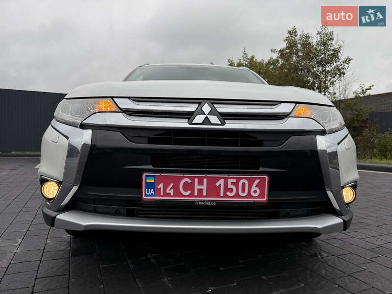 Позашляховик / Кросовер Mitsubishi Outlander 2016 в Самборі фото 10 Позашляховик / Кросовер Mitsubishi Outlander 2016 в Самборі