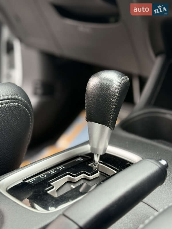 Позашляховик / Кросовер Mitsubishi Outlander 2016 в Самборі фото 52 Позашляховик / Кросовер Mitsubishi Outlander 2016 в Самборі