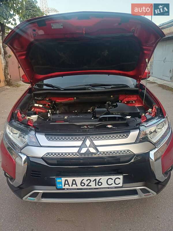 Позашляховик / Кросовер Mitsubishi Outlander 2019 в Києві фото 31 Позашляховик / Кросовер Mitsubishi Outlander 2019 в Києві