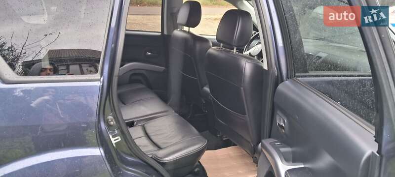 Позашляховик / Кросовер Mitsubishi Outlander 2009 в Коломиї фото 5 Позашляховик / Кросовер Mitsubishi Outlander 2009 в Коломиї