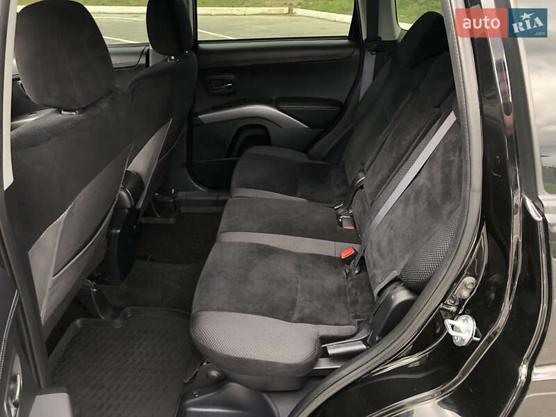 Внедорожник / Кроссовер Mitsubishi Outlander 2012 в Виннице фото 22 Внедорожник / Кроссовер Mitsubishi Outlander 2012 в Виннице