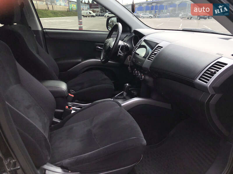 Внедорожник / Кроссовер Mitsubishi Outlander 2012 в Виннице фото 23 Внедорожник / Кроссовер Mitsubishi Outlander 2012 в Виннице